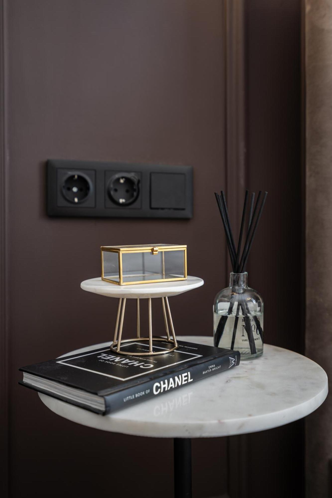 Timeless Boutique Suites By Bqa Budapest Exteriör bild